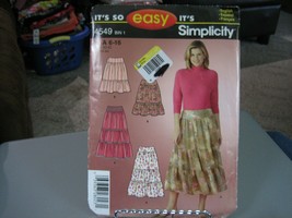 Simplicity 4549 Misses Skirt in 2 Lengths Pattern - Size 6-16 Waist 23 t... - $8.02