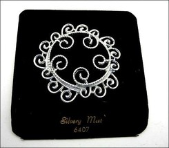 Silvery Mist Pin Vintage Sarah Coventry Spiral Curls Brooch Silvertone On Card - £13.22 GBP