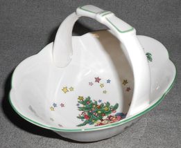 Nikko CHRISTMASTIME - HAPPY HOLIDAYS Small Basket MADE IN JAPAN - $15.83