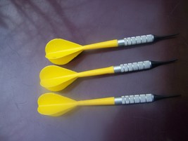 Arachnid Inc. soft tipped darts yellow set of 3 - £4.00 GBP