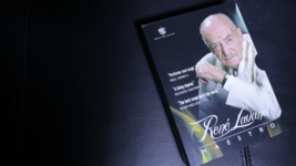 Maestro by Rene Lavand and Luis De Matos - £108.98 GBP
