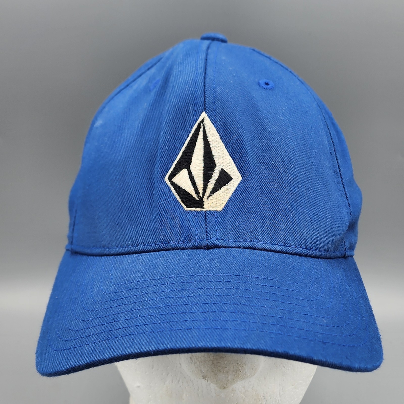 Vintage Rare Volcom Full Stone Flexfit Hat Blue White Stitched Size S/M - $19.99