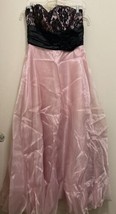Roberta Formal Dress Juniors Size 11 Pink Body With  Black Lace Strapless - $14.24