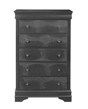 31" Metallic Grey Solid Wood Five Drawer Chest - $9,590.63 MXN