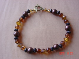 Beautiful Amber, Bronze, Gold glass beaded bracelet with Swarovski Crystals - £7.98 GBP