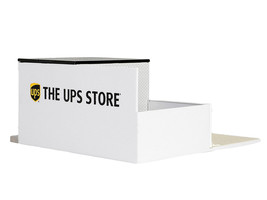 The UPS Store Diorama Mechanic&#39;s Corner for 1/64 Scale Models Greenlight - £36.80 GBP