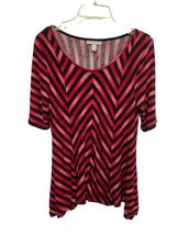 Dana Buchman Tunic Top WomenSize SKnit Stretchy Red Black Stripe Short Sleeve  - £8.55 GBP