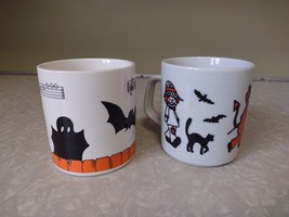 Two 1980s Vintage Halloween Mug Mugs Cat Devil Bat Scary Ghosts Scarecrow Boo - £14.78 GBP