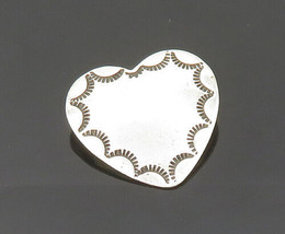 GREG PAT NAVAJO 925 Silver - Vintage Etched Border Heart Brooch Pin - BP8244 - £46.12 GBP