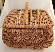 Woven Wicker Picnic Basket With Removable Lid - £19.61 GBP