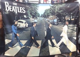 THE BEATLES Abbey Road FLAG CLOTH POSTER BANNER CD LP - £15.98 GBP