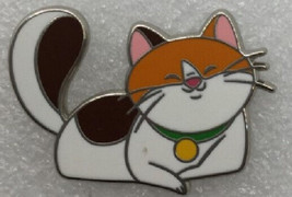 Disney Dogs and Cats Pixar Big Hero 6 White &amp; Orange Cat Mochi pin - £11.09 GBP
