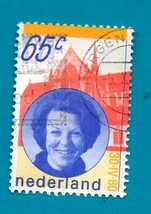 Netherlands (used postage stamp) 1981 Queen Beatrix Scott Cat # 608 - $1.99