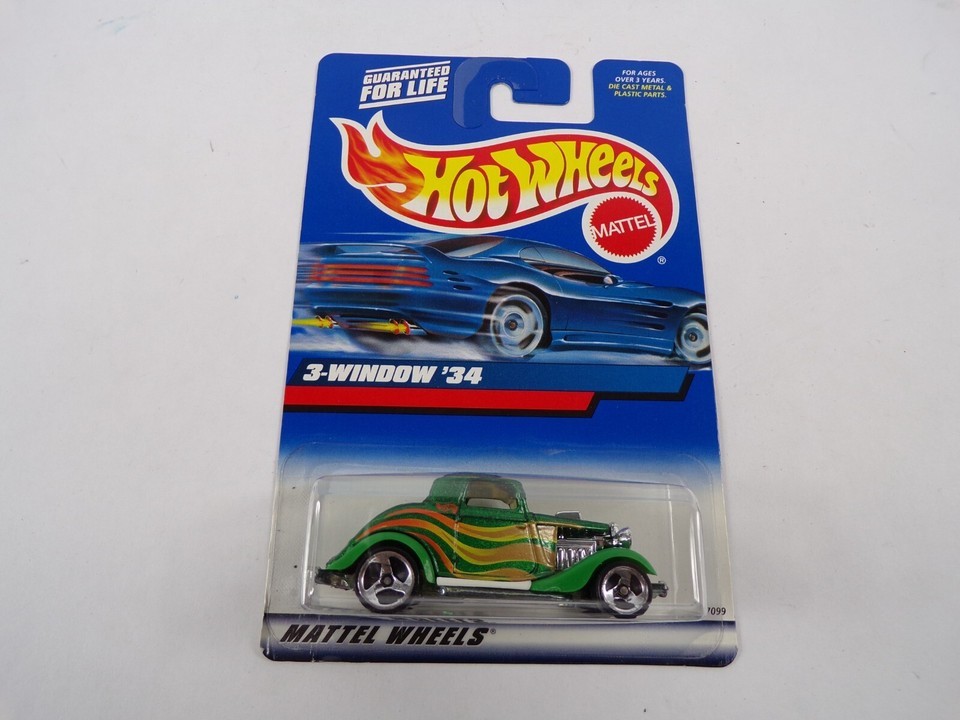 Van / Sports Car / Hot Wheels 3 - Window 34 #27099 #H21 - $12.86
