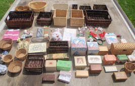 Large Lot Of Household Decorations Baskets Metal &amp; Wood Boxes, Etc - £27.44 GBP