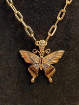 Genuine Real 18Karat Gold Pendant Charm Butterfly Design w/ sapp Stones 5.6 gms - £436.26 GBP