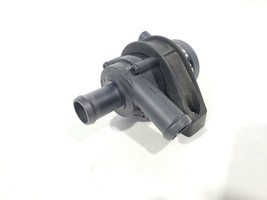 2007 Bentley Continental GTC OEM 3w0965561 Water Coolant Pump - $622.76 MXN