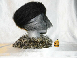 1960&#39;s Black Pillbox Hat w/Optional Facial Netting Size 7 Mr. John Jr. D... - £15.94 GBP