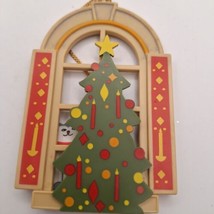 Gallery Originals for Avon Products - Holiday Window Cat And Tree Ornament - £5.05 GBP