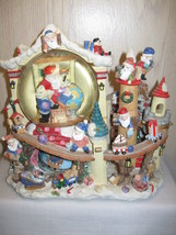Music Box Santa &amp; His Little Workers Getting The Toys Ready To Ship Water Globe  - £7.95 GBP