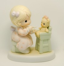 VTG 1994 Precious Moments SHARING Members Only Figurine PM942 Girl Feeding Teddy - £11.72 GBP