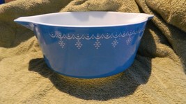 Pyrex Snowflake Blue Casserole Dish #475-B 2.5 Quart 2.5 Liter Free Usa Shipping - £29.88 GBP