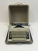 Vintage Olympia Deluxe Typewriter w Travel Case beige green SM9 SM-9 por... - £137.66 GBP
