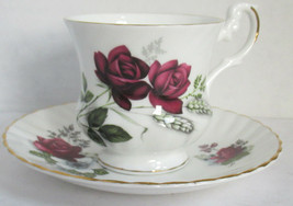 Royal Dover Fine English Bone China Teacup Tea Cup Saucer Red Roses Flowers - £28.36 GBP