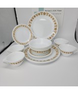 ♻️ Corelle Butterfly Dinnerware 16-Pc Set 4 Places Setting  1970&#39;s - $222.77 CAD