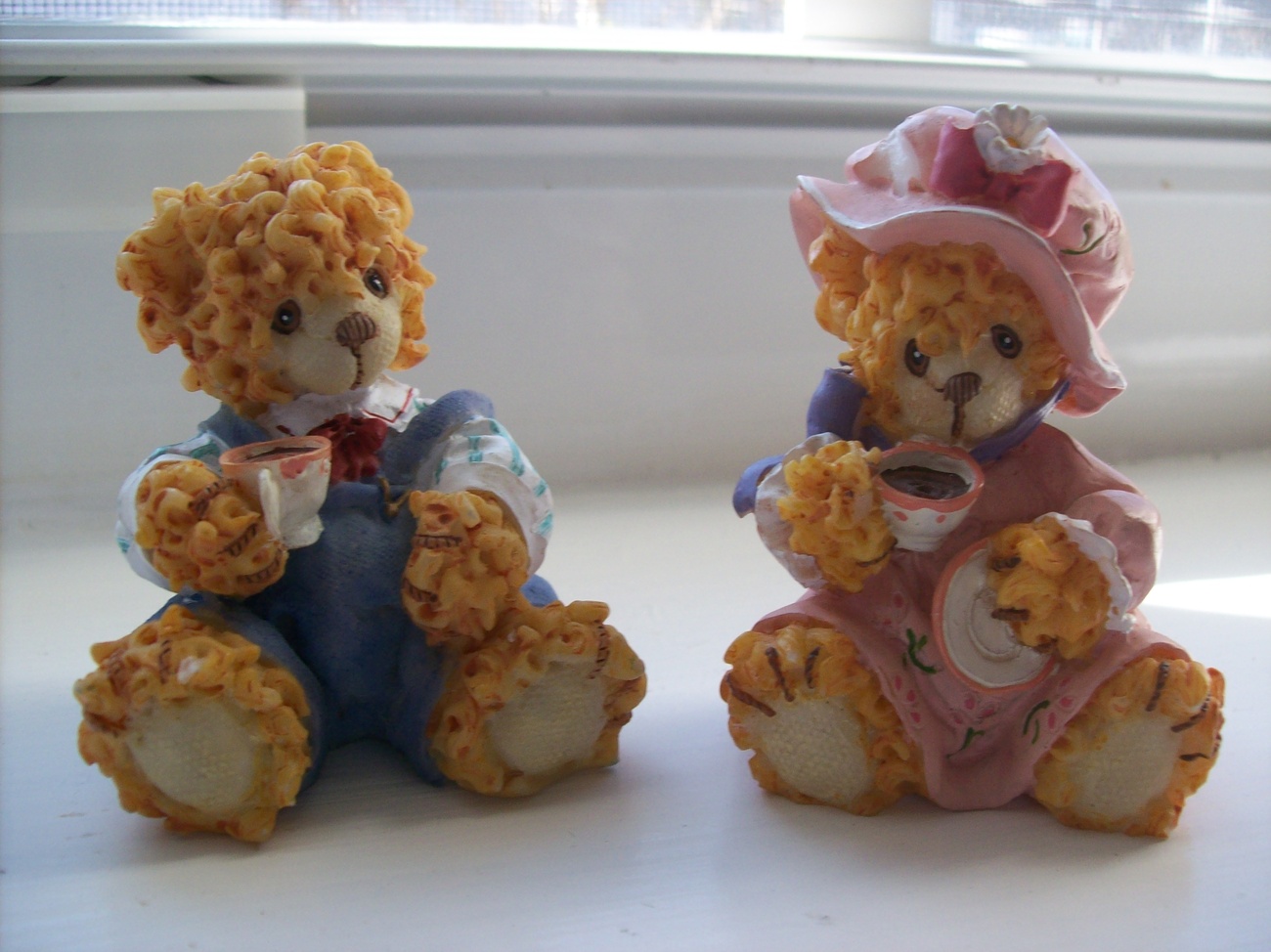 House of Lloyd Bearsley Family Collection “Penelope &amp; Jeremiah” Figurines - $15.00