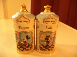 Disney Mickey &amp; Minnie  Salt &amp; Pepper Shakers - £20.03 GBP