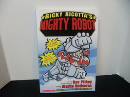 Ricky Ricotta&#39;s Mighty Robot [Paperback] - £1.53 GBP