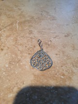 beautiful lace like metal pendant - £15.66 GBP