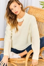 Women&#39;s White Chocker Oversize Sweater (L) - $34.25