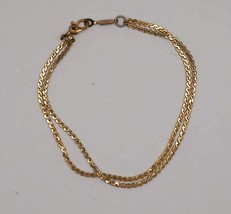 Monet Signed Double Strand Chain Bracelet Gold Tone - £11.66 GBP