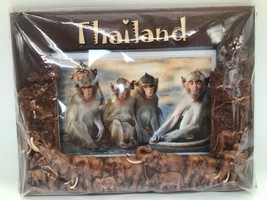 Thailand Souvenir Elephant Picture Frame 9x7 Holds 4x6 Photo New in Wrap - $460.02 MXN