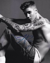 * Justin Bieber Signed Poster Photo 8X10 Rp Autographed Hot ! - £15.97 GBP