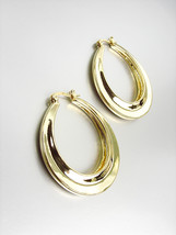 GORGEOUS Polished 18kt Gold Plated OVAL Hoop Earrings - $16.99