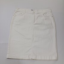 Charter Club Women's White Cotton Blend Rear Slit Denim Skirt Sz 10 (32W × 22L) image 10