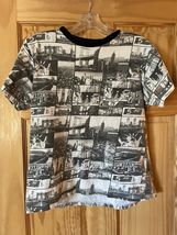 Eighty Eight Graphic Tee Size 18/20 - $73.29 MXN