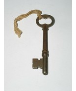 Skelton Key Vintage Key Number 2 - $242.13 MXN