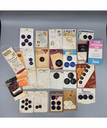 LARGE LOT OF VINTAGE BUTTONS ON CARDS FOR CRAFTING/SEWING DRESSMAKER PIN... - €9,97 EUR