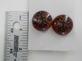 She Shells Round CLIP-ON Earrings Painted Black Brown Wood Fashion Jewelry Nwot - £11.18 GBP