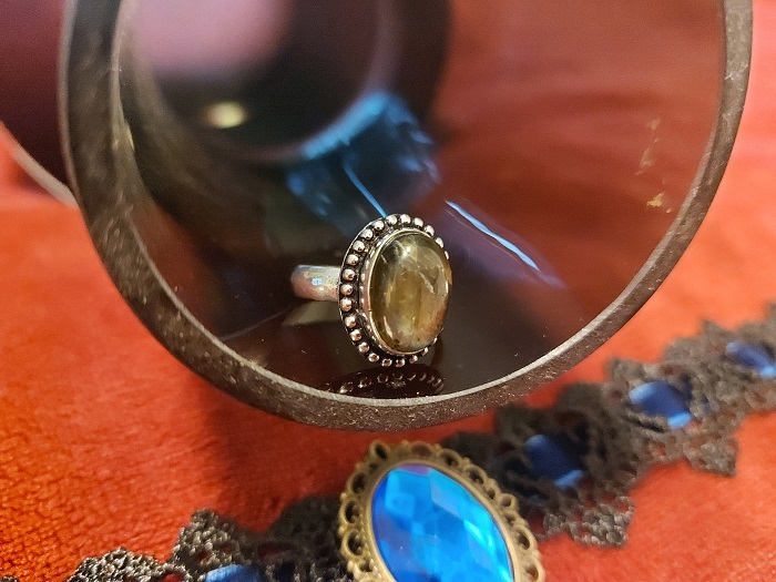 Primary image for ~ RANDOM JERUSALEM ~ HAUNTED RING OF THE BLACK ~ djinn / genie / jinn ~ spell ~