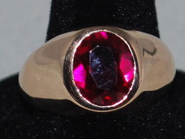 10k Yellow Gold Ring With A Solitaire Synthetic Ruby (July Birthstone) Size 7 - £224.24 GBP
