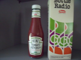 Heinz Tomato Ketchup Bottle Transistor Radio new in box Vintage - £46.28 GBP