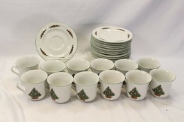 Made in China Christmas Tree 12 Cups and 12 Saucers - £19.13 GBP