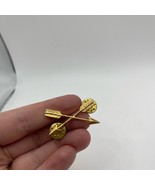 Gold Arrow Brooch - €6,84 EUR