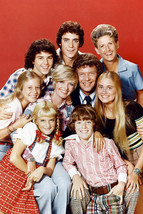 The Brady Bunch Robert Reed Maureen Mccormick 18x24 Poster - £18.80 GBP