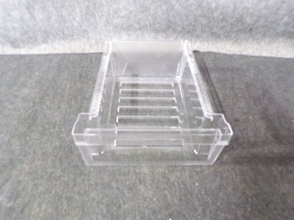 WR71X38294 GE REFRIGERATOR CRISPER DRAWER - $38.00